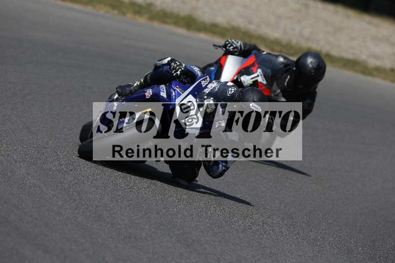 /Archiv-2023/28 05.06.2023 Moto Club Anneau du Rhin/rouge-expert/1